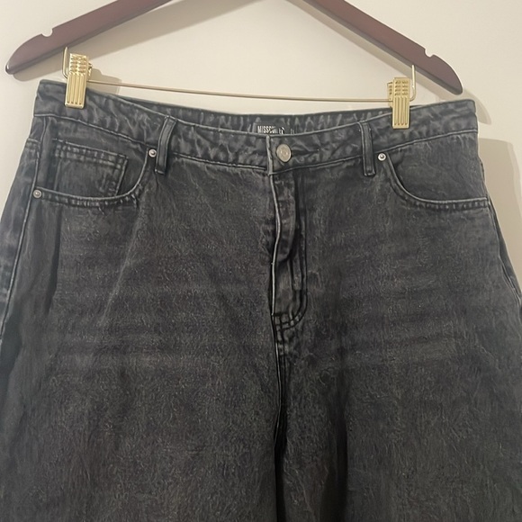 Missguided Baggy Jeans Size 12 - Picture 4 of 7